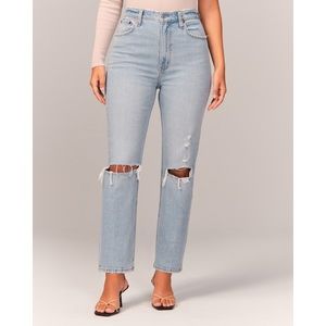 Abercrombie & Fitch Light Wash Curve Love Ultra High Rise Ankle Straight Jeans